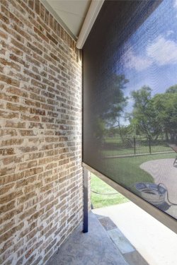 motorized-retractable-screen-006-2