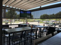 Gainesville-TX-Patio-retractable-pergola-Pergostar-Romano-11