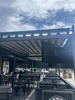 Gainesville-TX-Patio-retractable-pergola-Pergostar-Romano-9